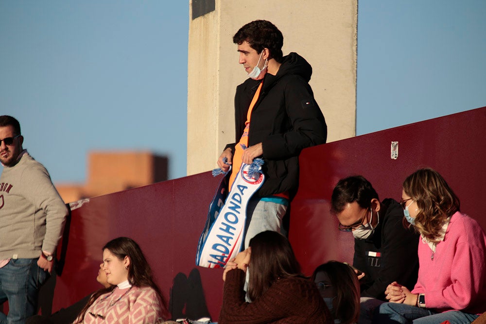 Locura final en el primer partido del año en el Reina Sofía con una remontada que hizo vibrar a la afición