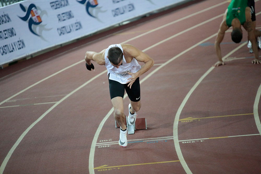 Bruno Hortelano, ilustres integrantes del 4x400, junto al salmantino Álvaro de Arriba, los grandes protagonistas de la tarde de atletismo en la Carlos Gil Pérez