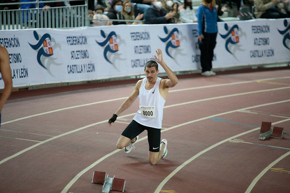 Bruno Hortelano, ilustres integrantes del 4x400, junto al salmantino Álvaro de Arriba, los grandes protagonistas de la tarde de atletismo en la Carlos Gil Pérez