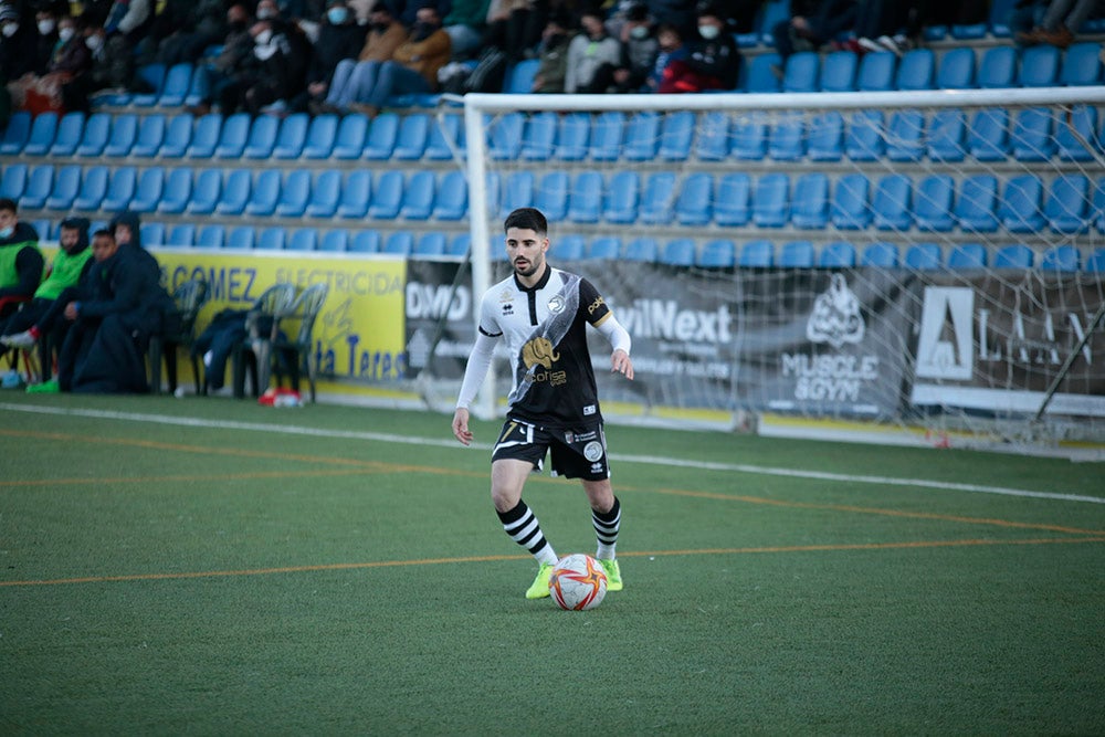 Espectacular remontada final de Unionistas ante el Rayo Majadahonda para volver al play-off (2-1)