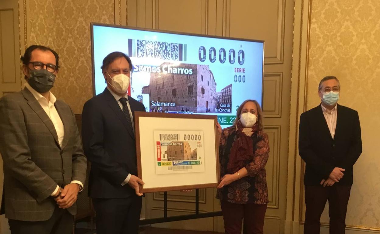 Presentación del cupón de la ONCE en el ayuntamiento de Salamanca. 