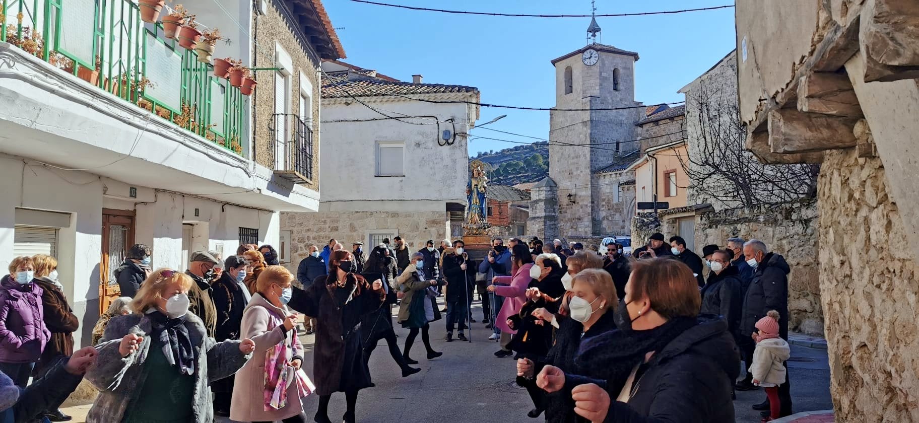 Fotos: Cevico Navero danza a la Virgen de la Paz