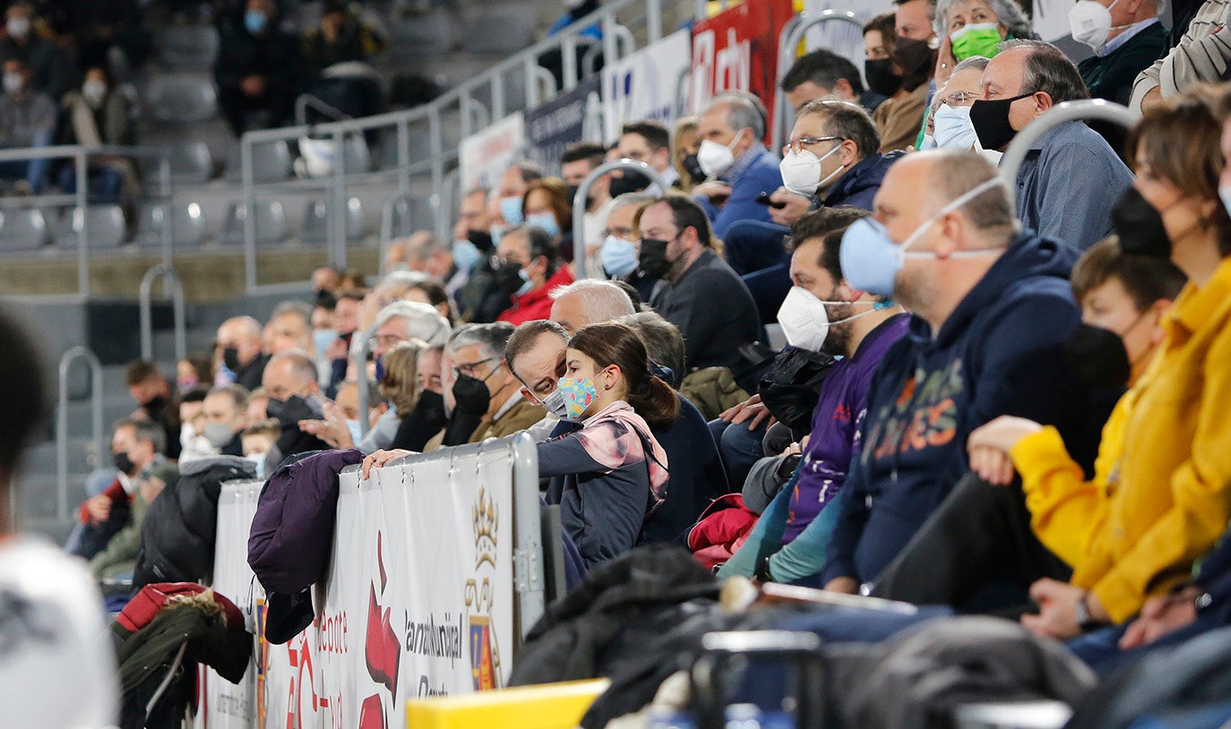 EasyCharger Palencia Baloncesto 74 - 83 C.B Prat