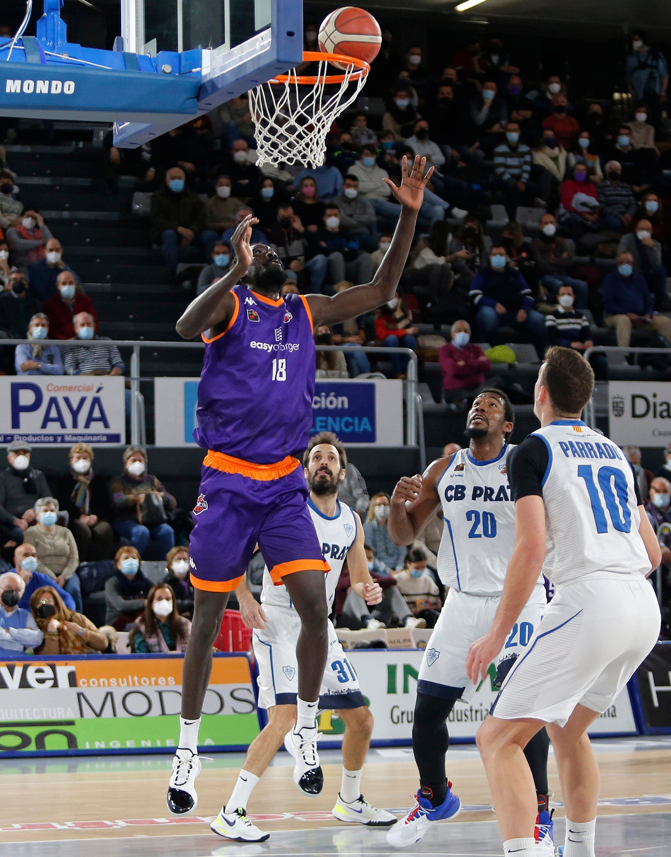 EasyCharger Palencia Baloncesto 74 - 83 C.B Prat