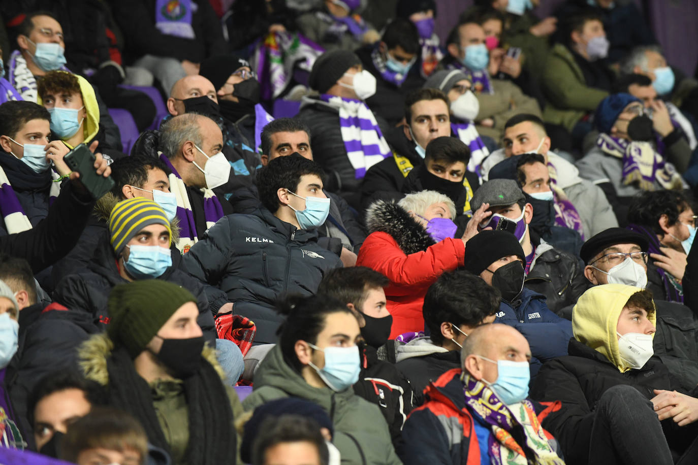Fotos: Búscate en la grada del Real Valladolid-Sporting (1/4)