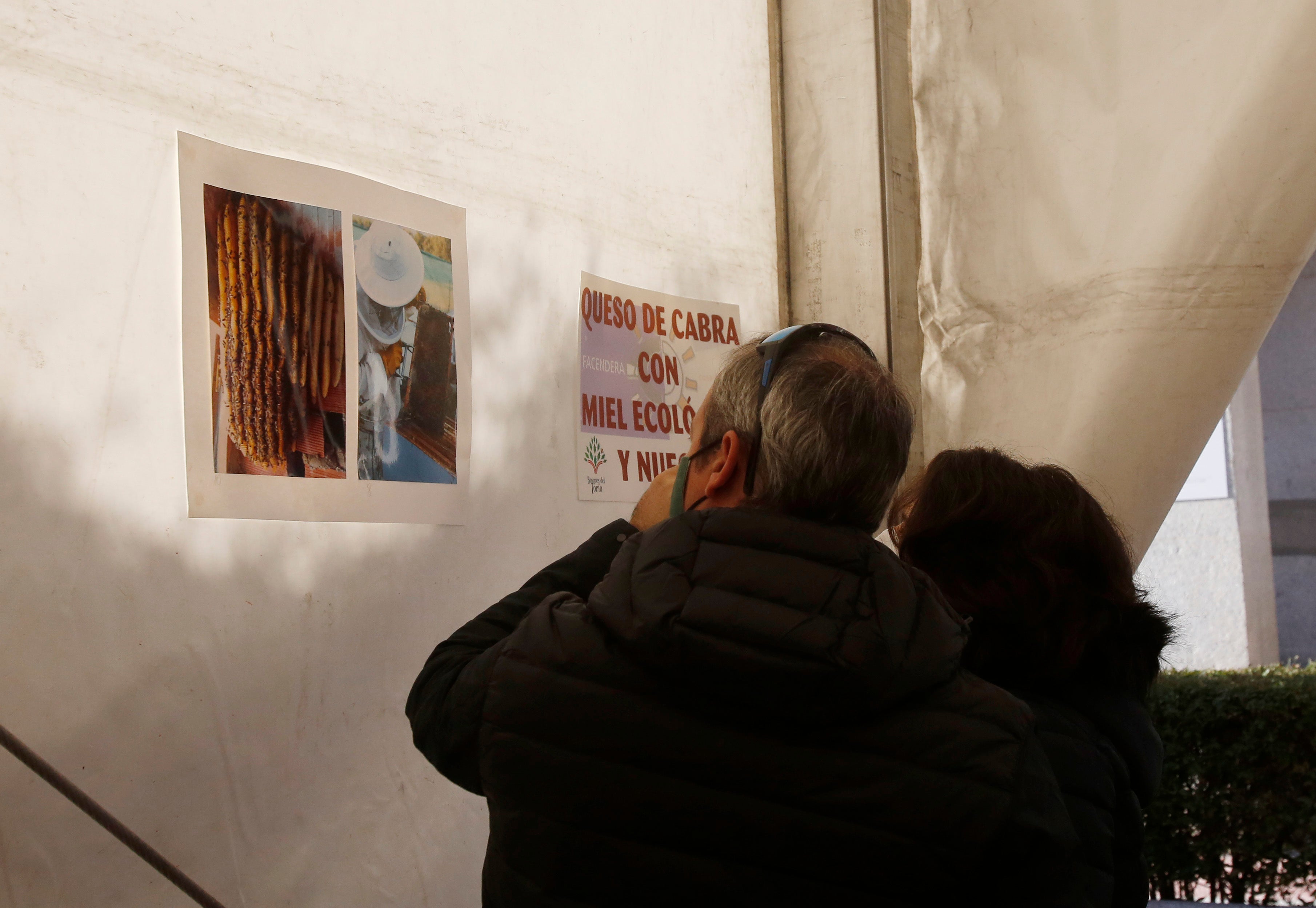Inauguración de la III Feria de Apicultura en Palencia