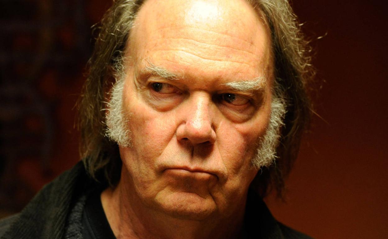 Elcantante Neil Young.