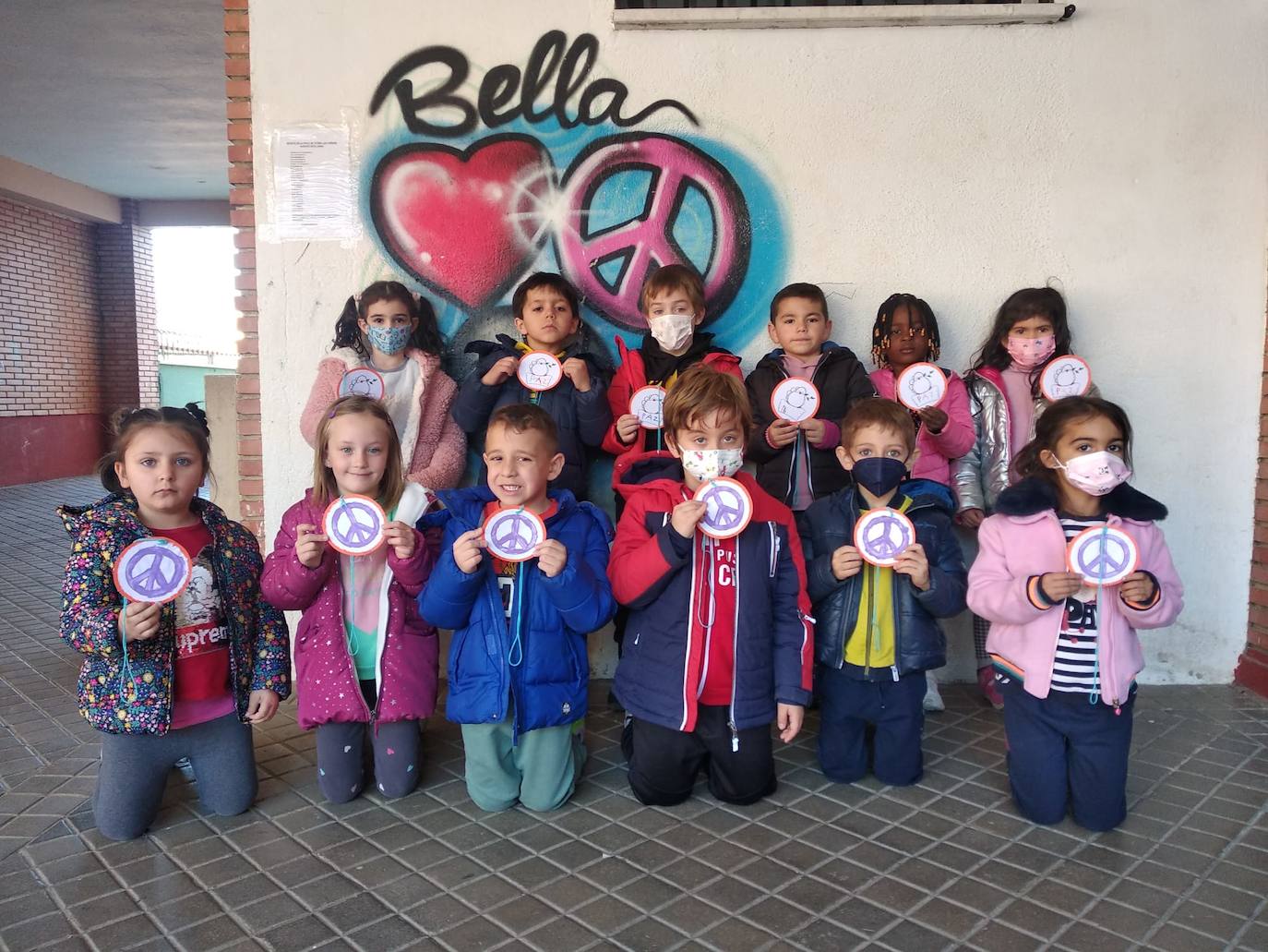 Fotos: Los niños de Medina de Rioseco celebran el Día de la Paz