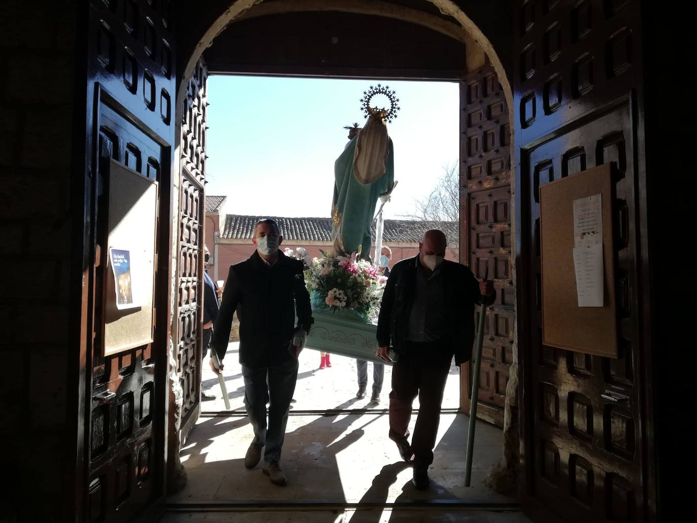 Fotos: Procesión de la Virgen de las Candelas en Tordehumos