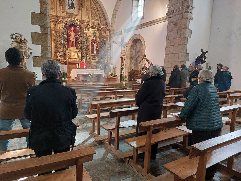 San Blas protege las gargantas de los vecinos de Herguijuela de la Sierra