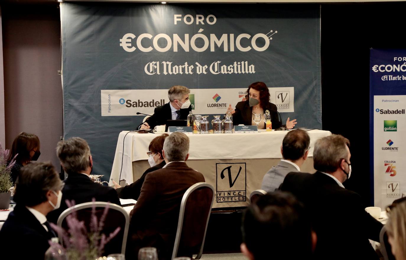 Fotos: La exminitra Magdalena Valerio, en el Foro Económico de El Norte