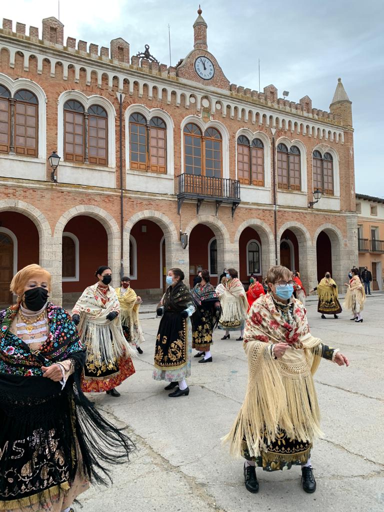 Fotos: Bailes de Santa Águeda en Tiedra