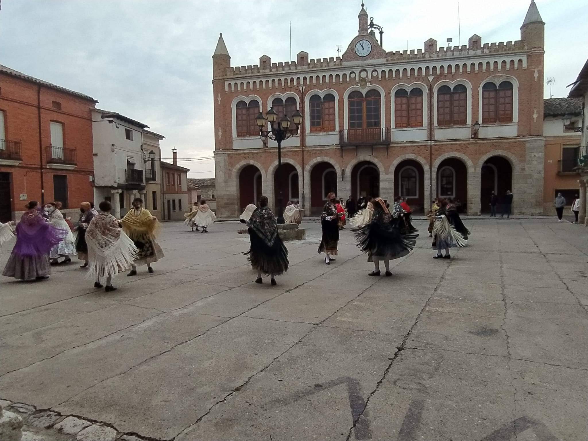 Fotos: Bailes de Santa Águeda en Tiedra