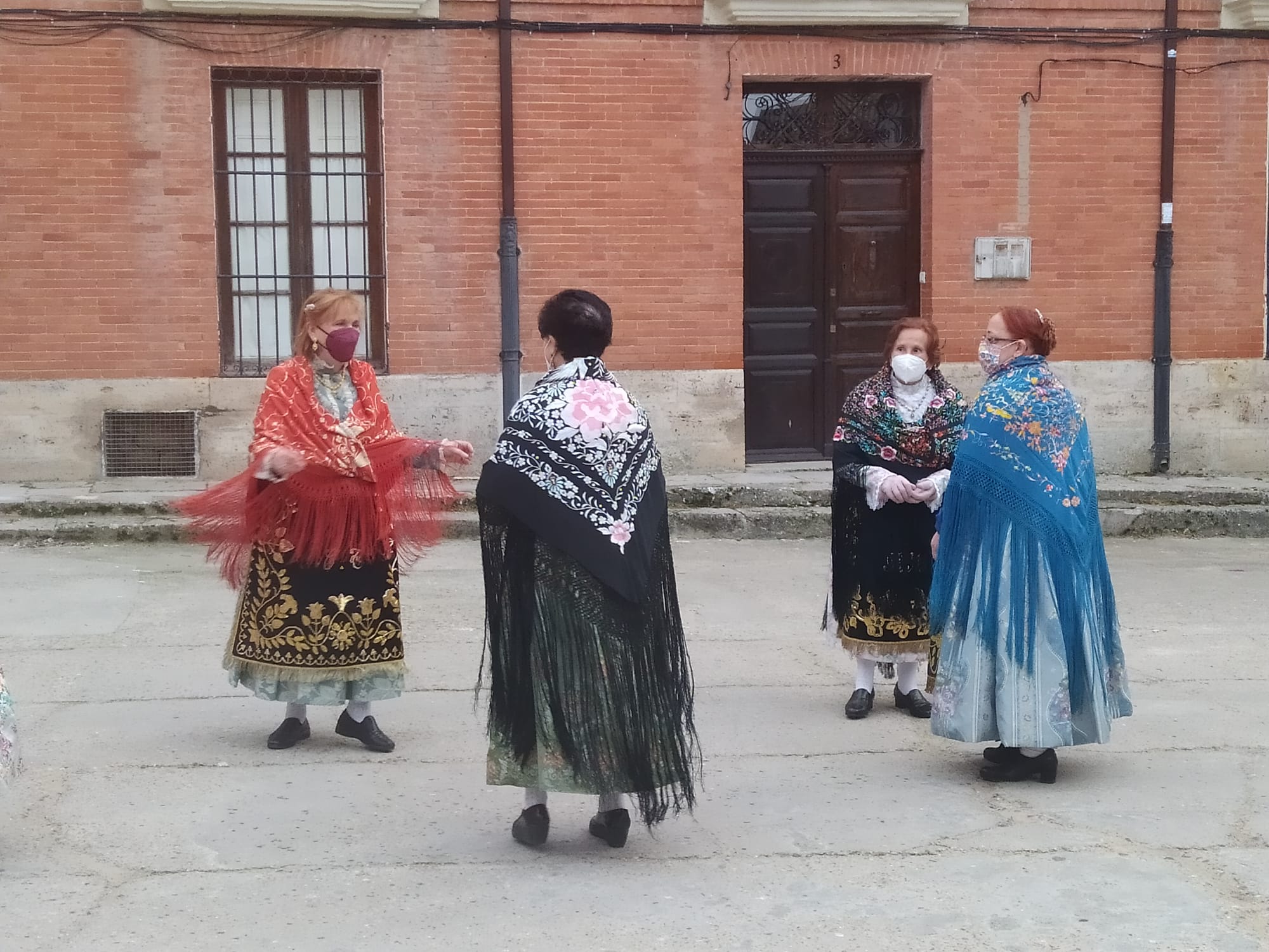 Fotos: Bailes de Santa Águeda en Tiedra