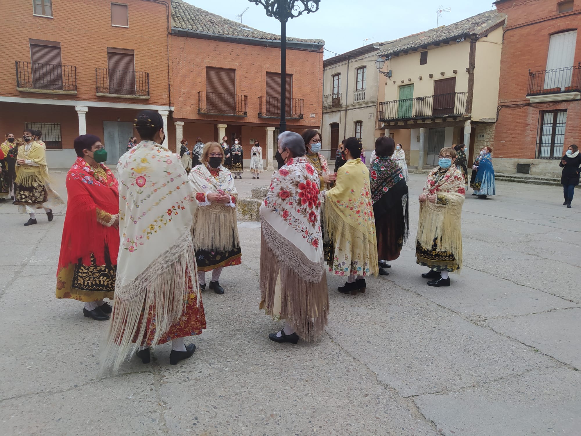 Fotos: Bailes de Santa Águeda en Tiedra