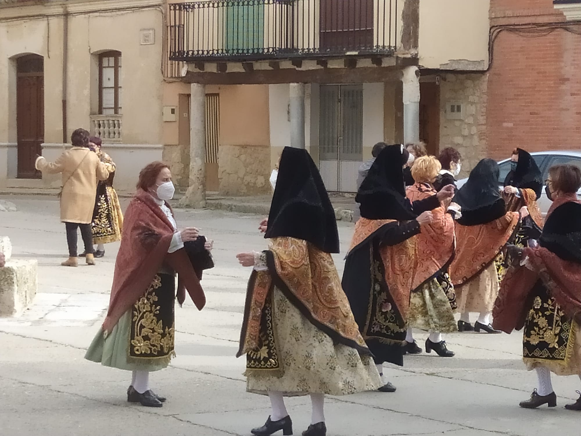 Fotos: Bailes de Santa Águeda en Tiedra