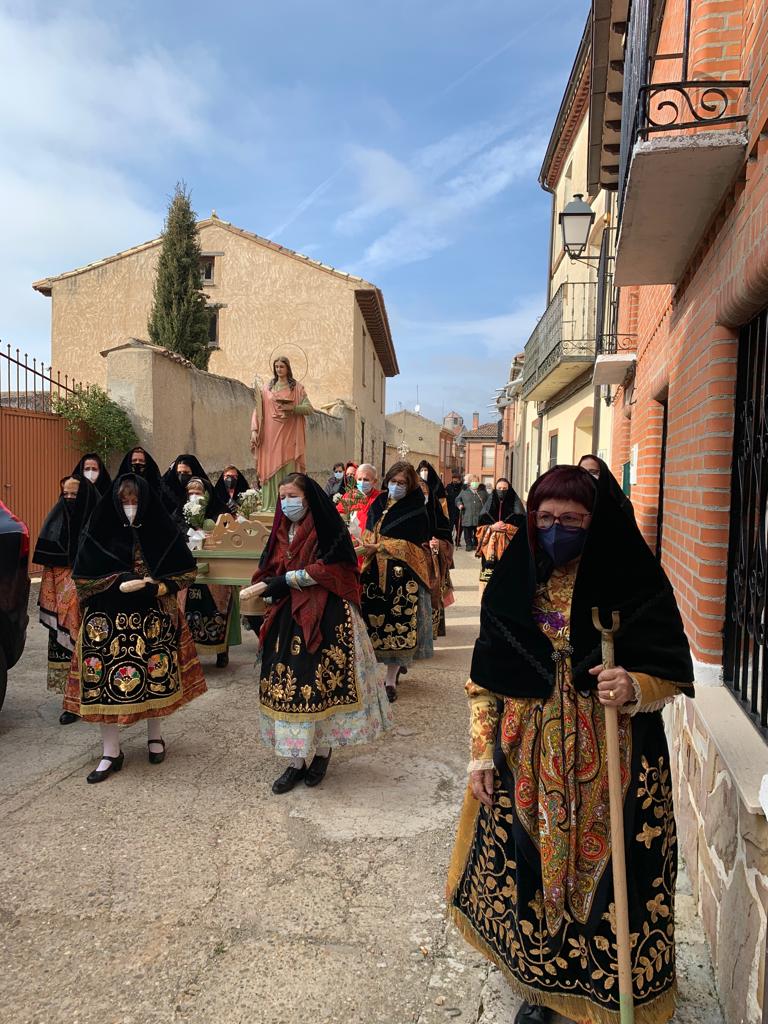 Fotos: Bailes de Santa Águeda en Tiedra