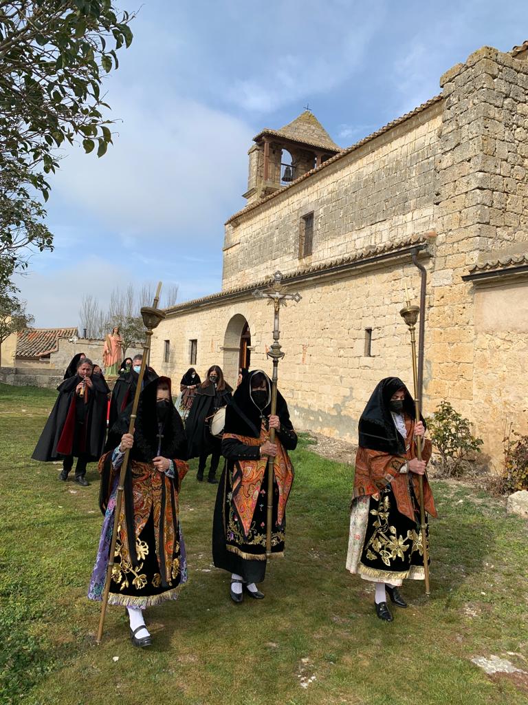 Fotos: Bailes de Santa Águeda en Tiedra