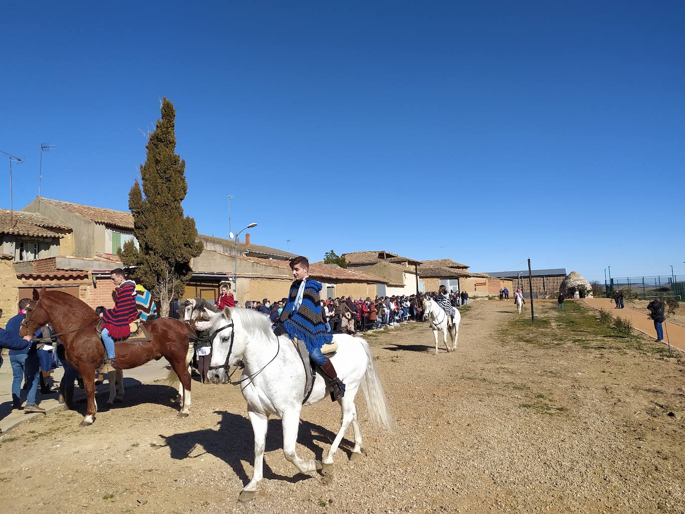 Carrera de cintas a caballo de Villagarcía de Campos y Tordehumos. 