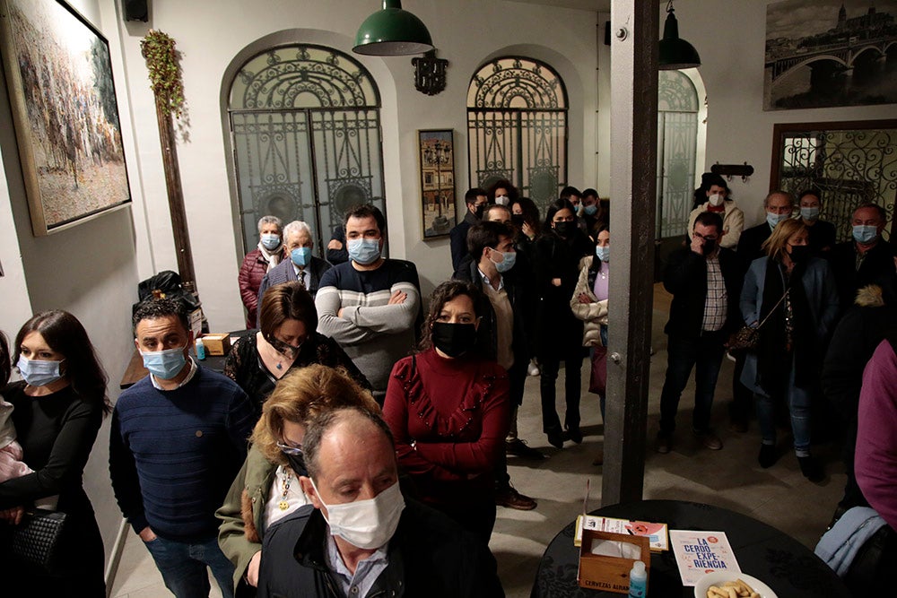 La exposición de enseres típicos y el pregón-homenaje inauguran las XXXVI Jornadas de la Matanza Típica de Guijuelo
