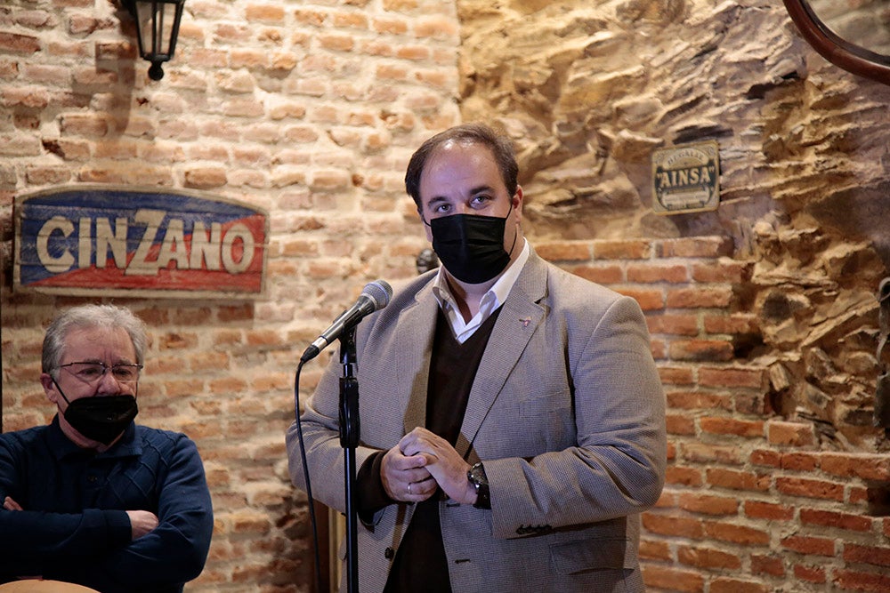 La exposición de enseres típicos y el pregón-homenaje inauguran las XXXVI Jornadas de la Matanza Típica de Guijuelo