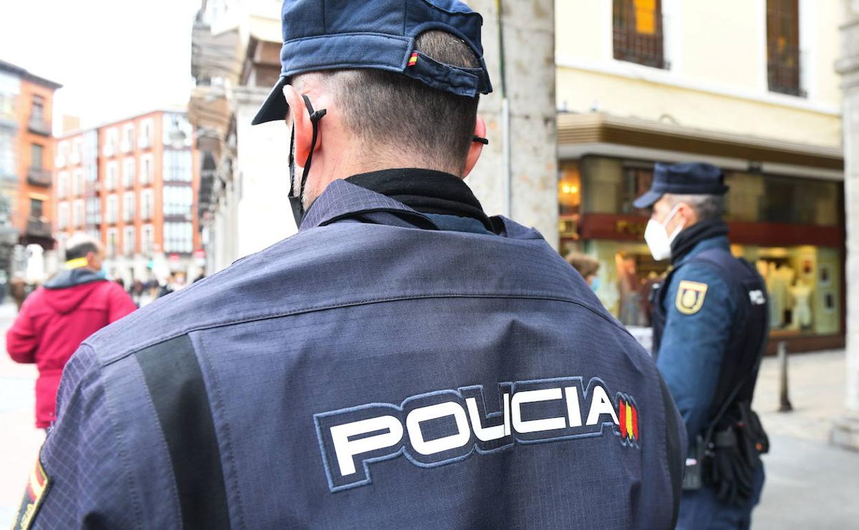 Los sospechosos fueron detenidos por la Policía Nacional. 