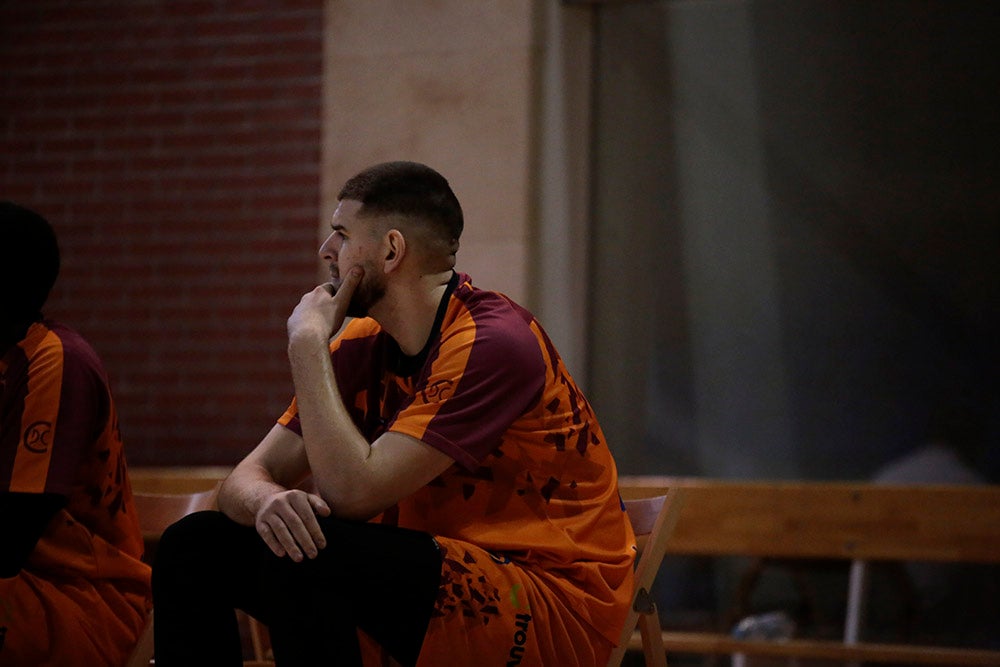 Un Aquimisa Carbajosa sin defensa ni rebote sigue hundiéndose un poco más en la tabla (73-81)