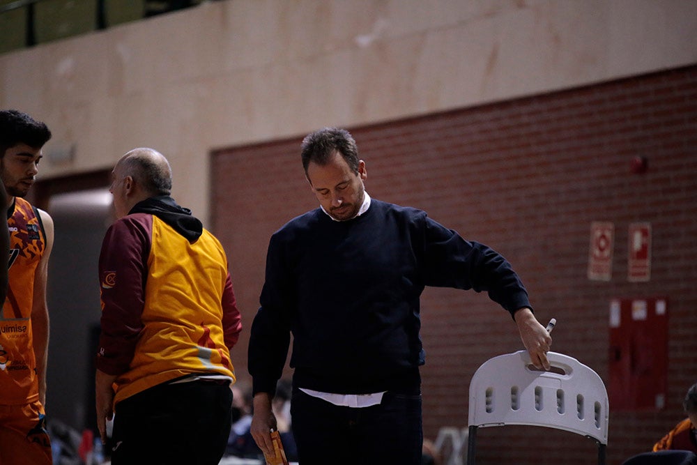 Un Aquimisa Carbajosa sin defensa ni rebote sigue hundiéndose un poco más en la tabla (73-81)