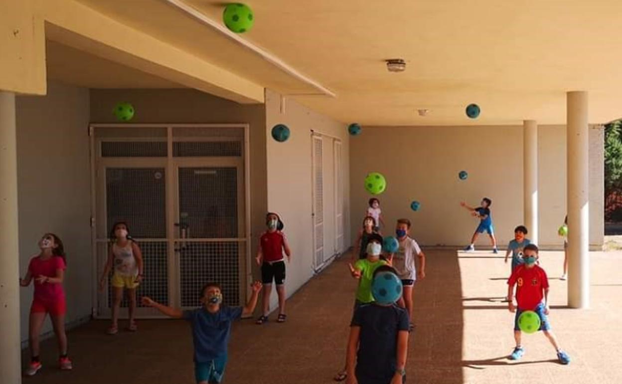 Campamento en Santa Marta de Tormes. 