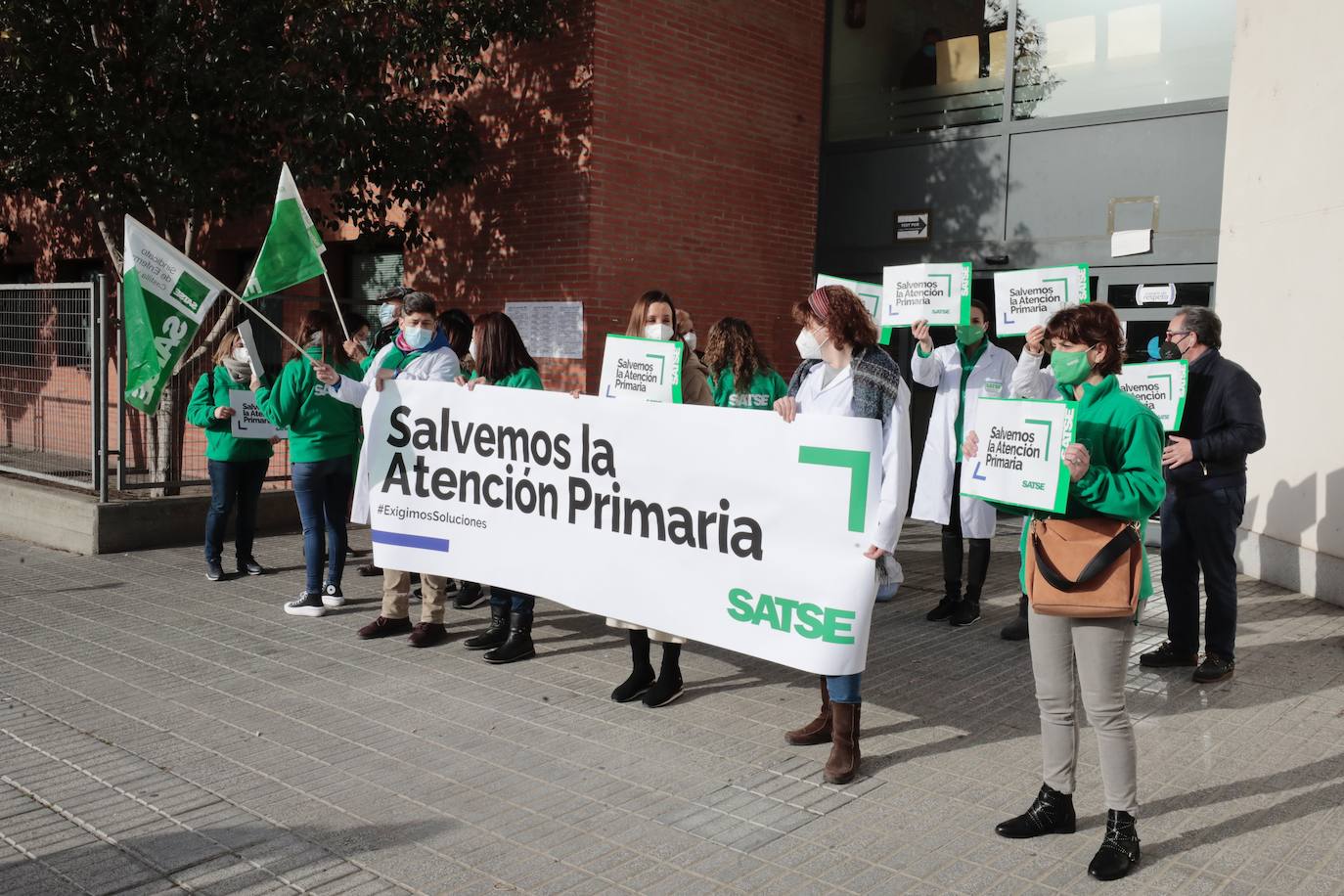 Fotos: Protesta de enfermeros y fisioterapeutas en Valladolid