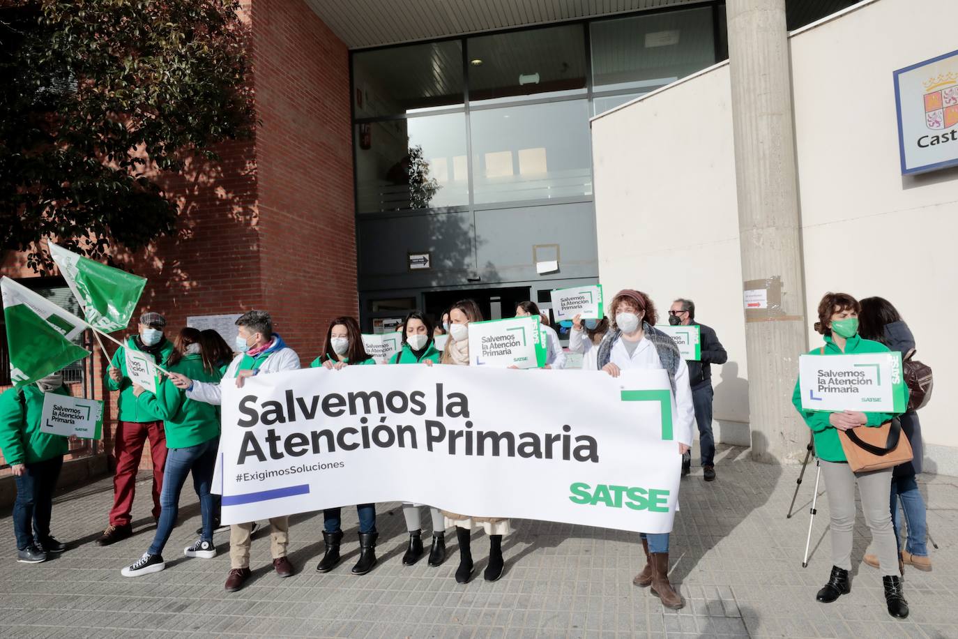 Fotos: Protesta de enfermeros y fisioterapeutas en Valladolid