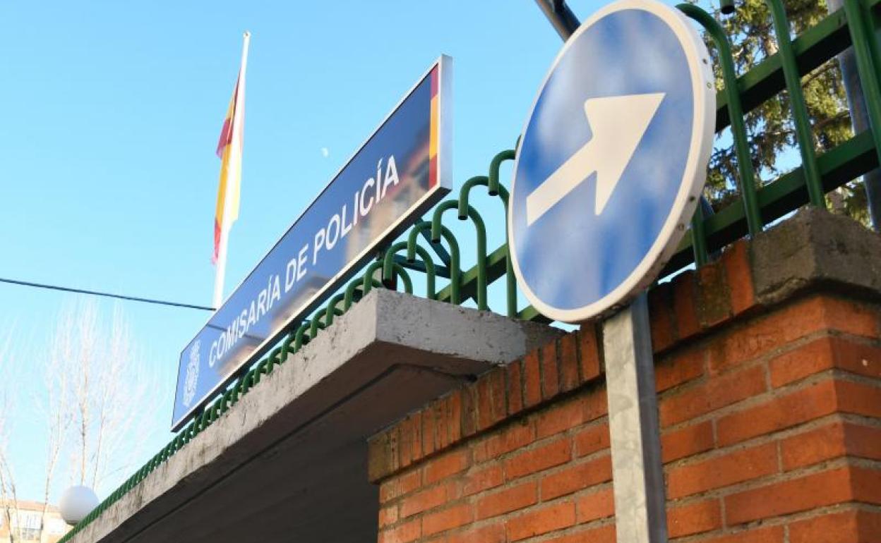Comisaría de Policía en las Delicias. 