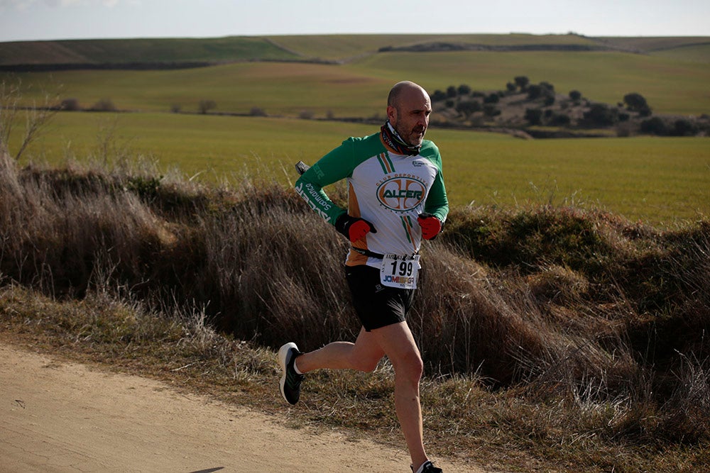 Manuel Vicente Tejedor y Verónica Sánchez culminaron sus correspondientes triunfos en la Liga de Cross imponiéndose en la última jornada en Cabrerizos