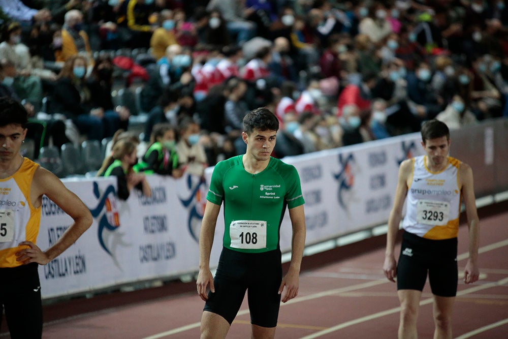 Hortelano y Erta logran la mínima mundialista en 400 en Salamanca, Óscar Husillos abandona y Álvaro de Arriba se queda cerca en 800