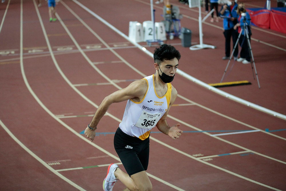 Hortelano y Erta logran la mínima mundialista en 400 en Salamanca, Óscar Husillos abandona y Álvaro de Arriba se queda cerca en 800