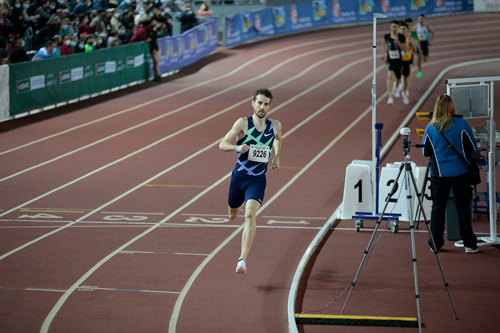 Hortelano y Erta logran la mínima mundialista en 400 en Salamanca, Óscar Husillos abandona y Álvaro de Arriba se queda cerca en 800