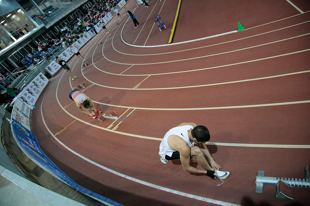 Hortelano y Erta logran la mínima mundialista en 400 en Salamanca, Óscar Husillos abandona y Álvaro de Arriba se queda cerca en 800