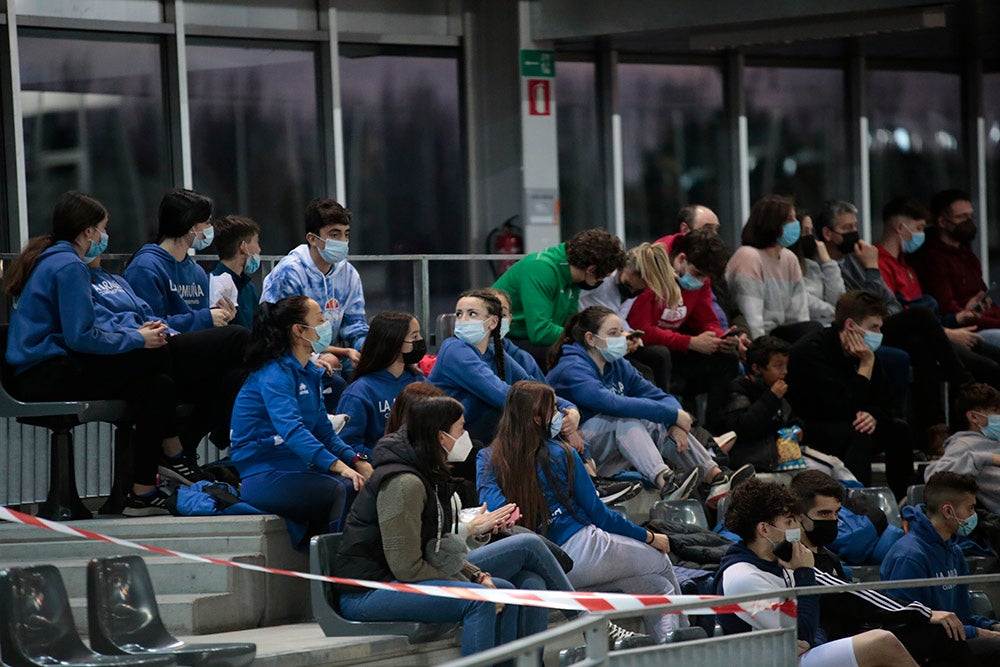 Hortelano y Erta logran la mínima mundialista en 400 en Salamanca, Óscar Husillos abandona y Álvaro de Arriba se queda cerca en 800