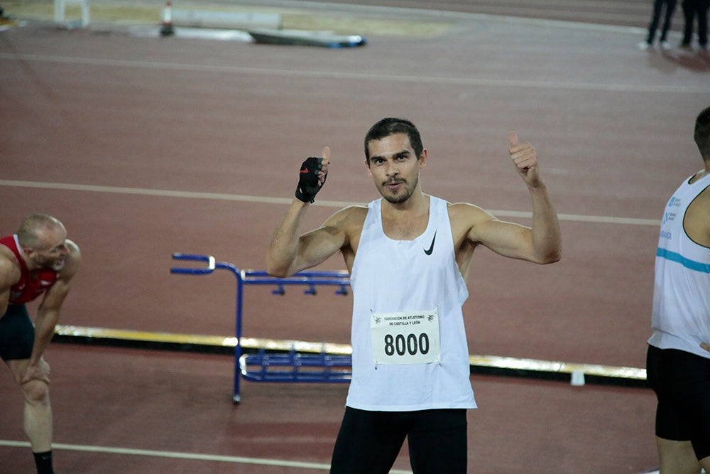 Hortelano y Erta logran la mínima mundialista en 400 en Salamanca, Óscar Husillos abandona y Álvaro de Arriba se queda cerca en 800