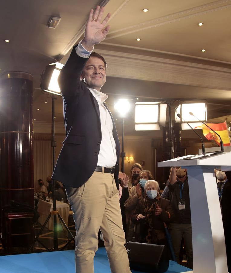 Fotos: Alfonso Fernández Mañueco celebra su victoria en las elecciones de Castilla y León