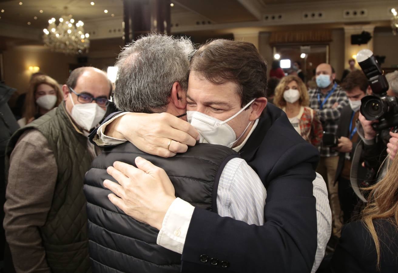 Fotos: Alfonso Fernández Mañueco celebra su victoria en las elecciones de Castilla y León