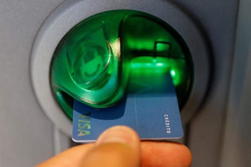 Si tienes una cuenta vacía puede que el banco te la esté cobrando