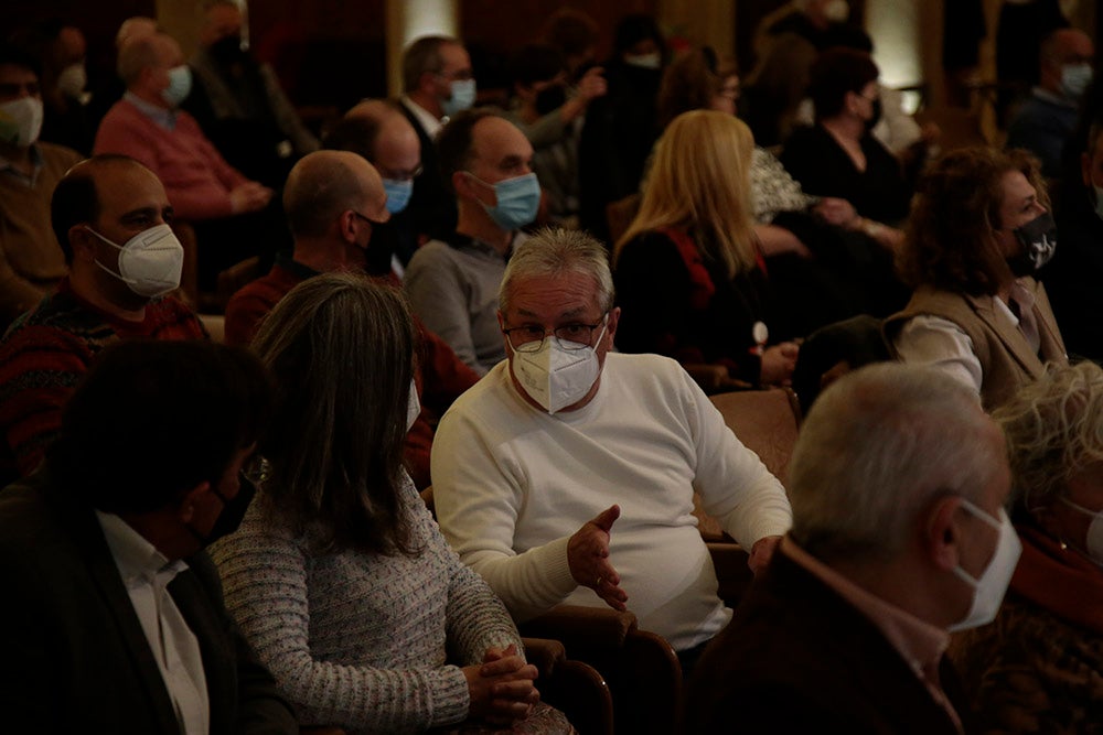 Cáritas entrega en el Casino de Salamanca diplomas y distinciones a las entidades colaboradoras durante la pandemia 