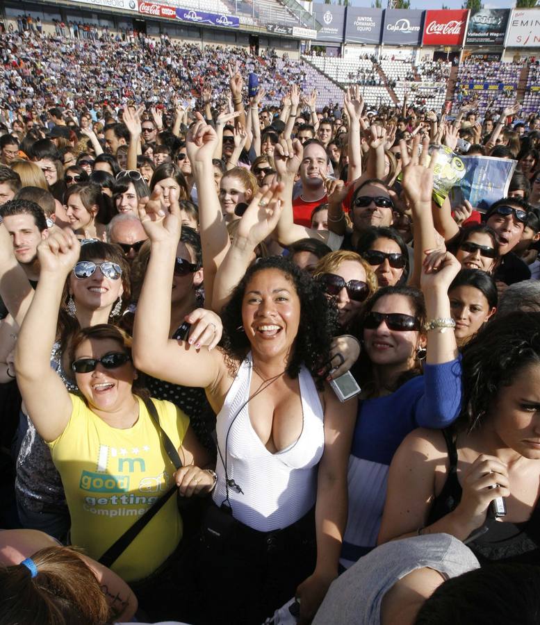 29.05.10 Miles de fans se dieron cita en el estadio José Zorrilla durante el macroconcierto de Valladolid Latino.