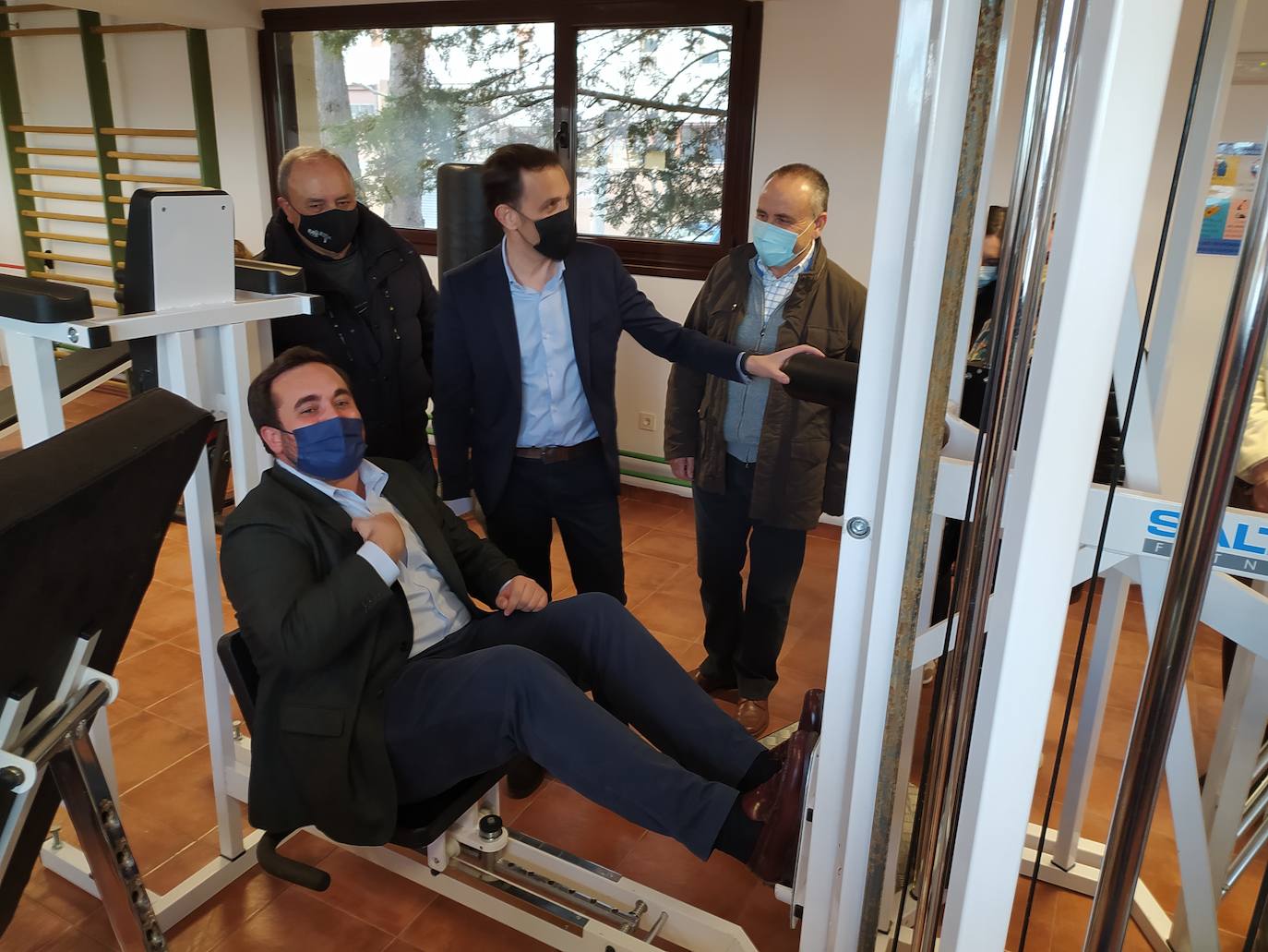 Fotos: Inauguración del gimnasio municipal de Villalón de Campos (2/2)