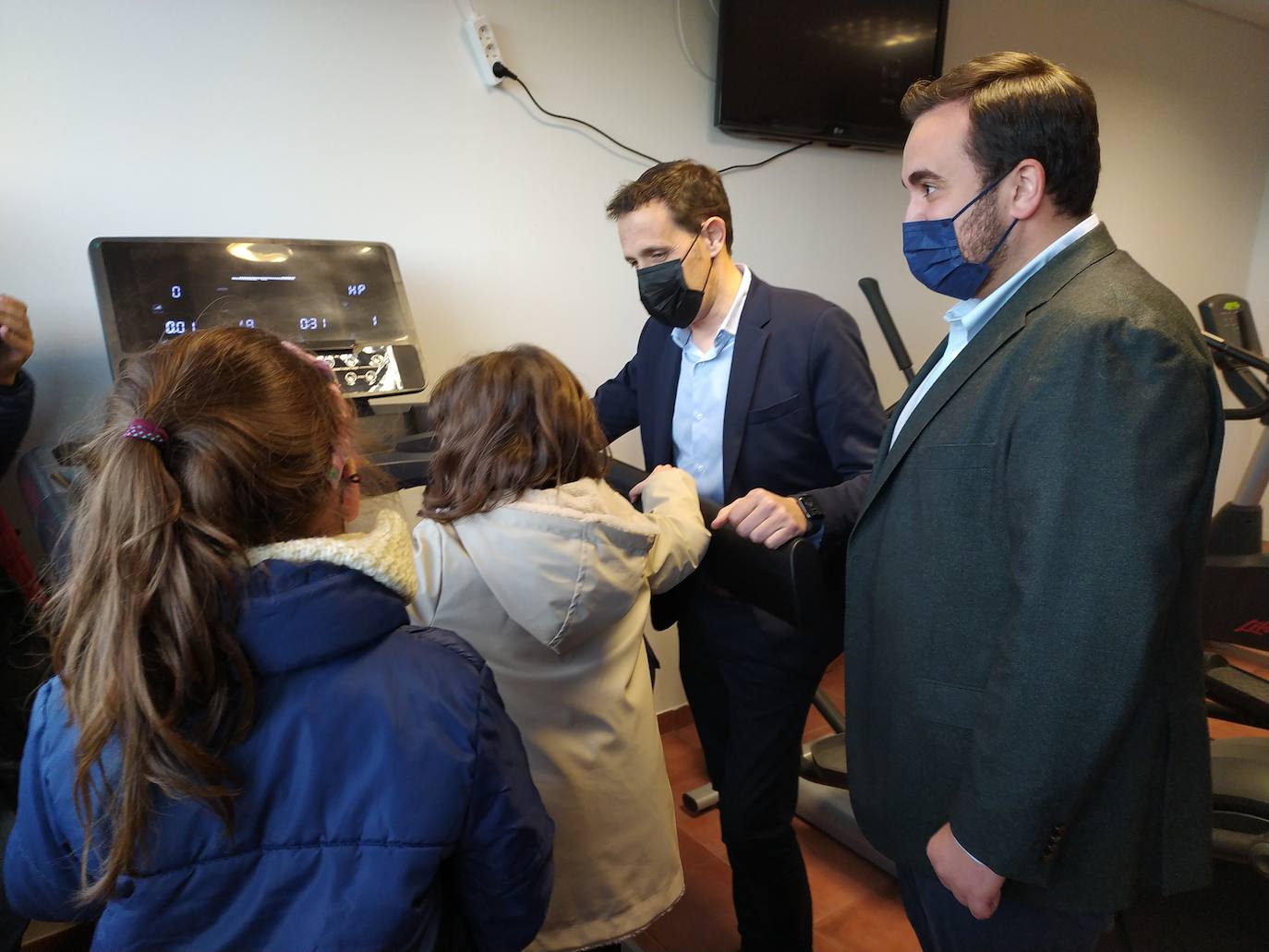 Fotos: Inauguración del gimnasio municipal de Villalón de Campos (2/2)