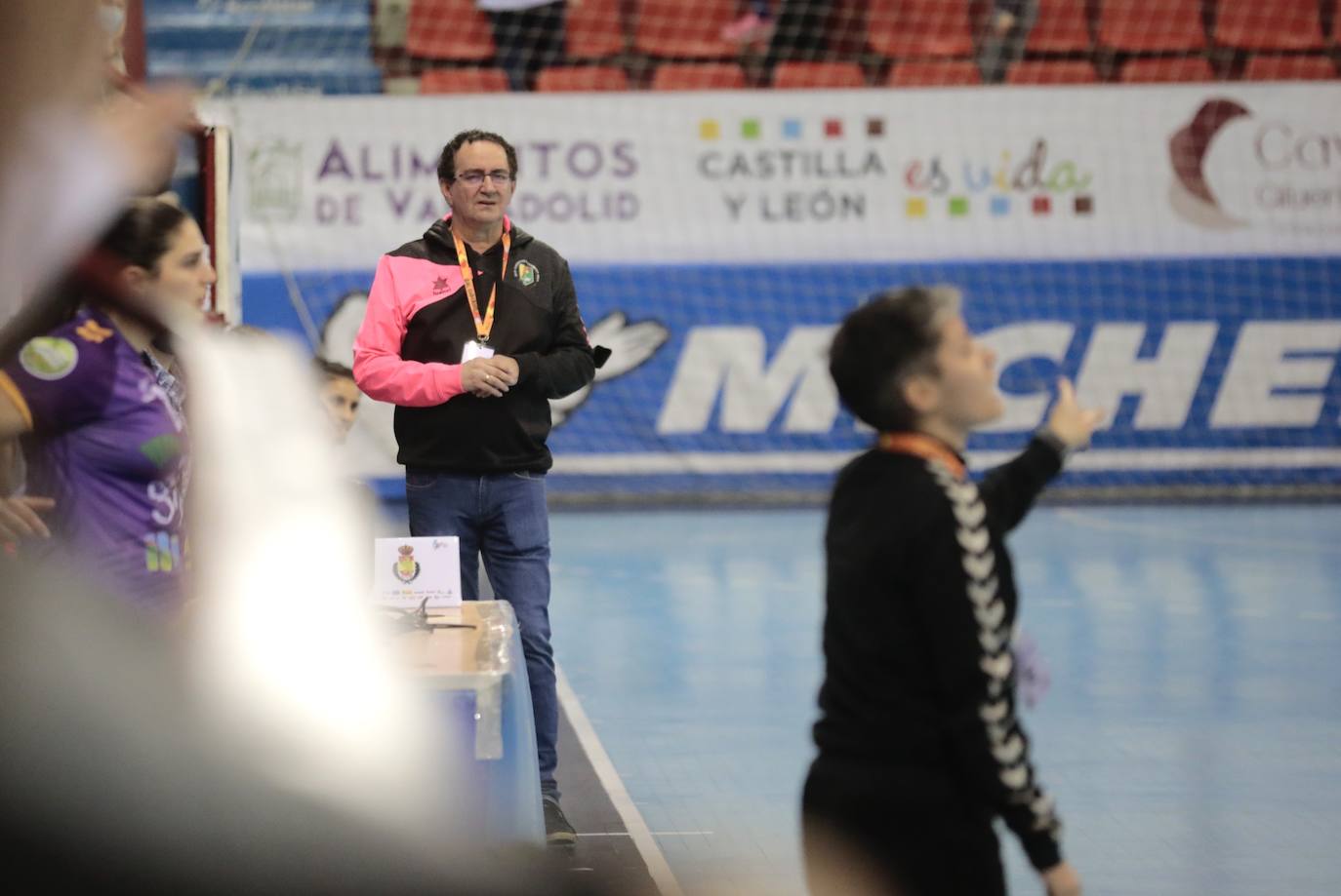 Partido entre el Caja Rural Aula y el BM Gijón, este sábado. 