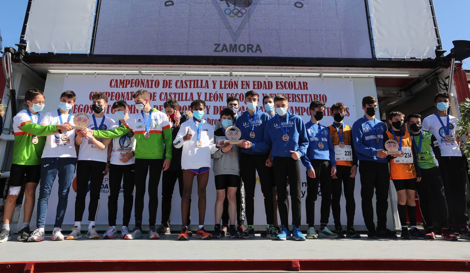 Fotos: El futuro del campo a través de Castilla y León se cita en Toro
