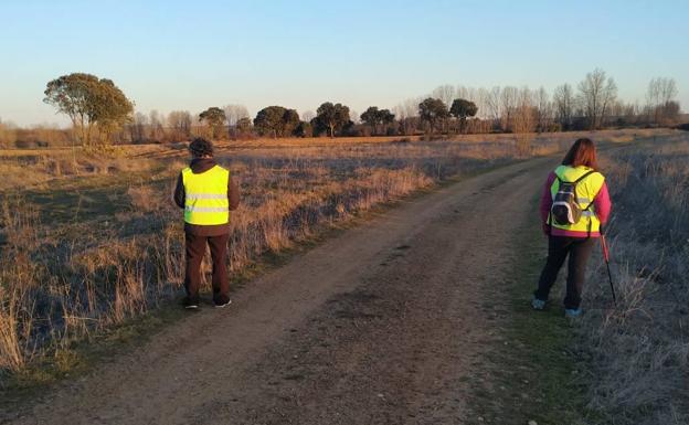 Participantes este sábado en la búsqueda del hombre desaparecido. 