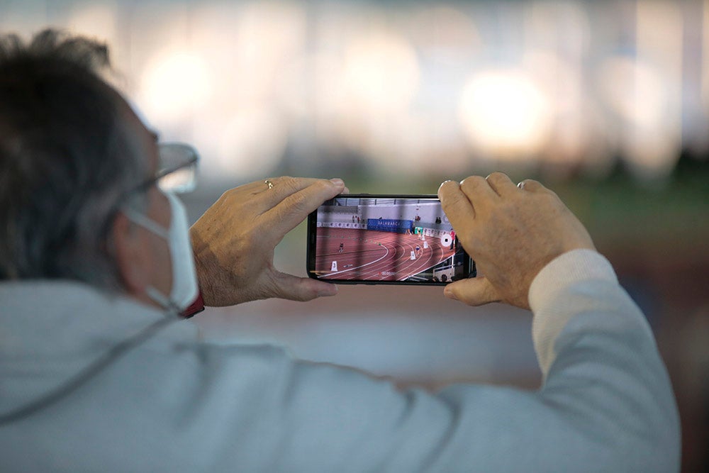 Jornada de tarde del primer día del Campeonato de España Sub 23 en Pista Cubierta con Denis Matsmouna en los 60 m y Sara Izquierdo en el 1500 